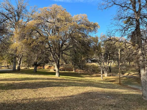 21045 Hemlock St, Groveland, CA 95321