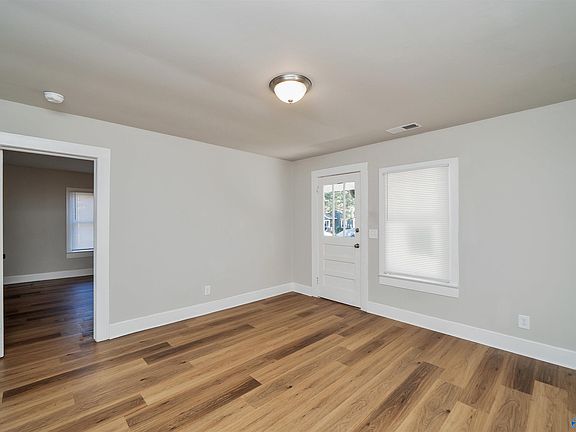 3rd image of 2413 Kildare St NW