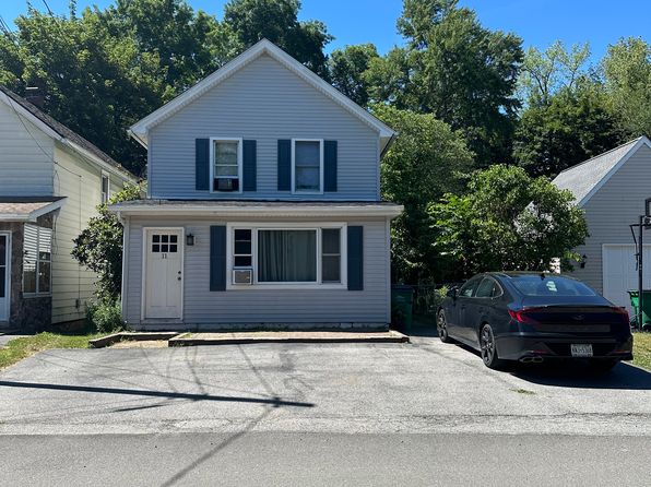 11 Railroad Ave #A