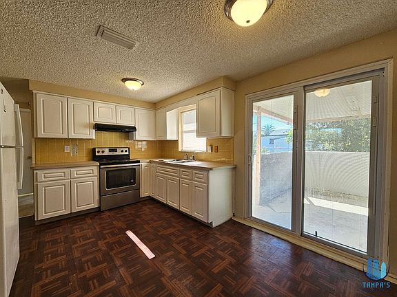 4th image of 6324 Lomand Ave