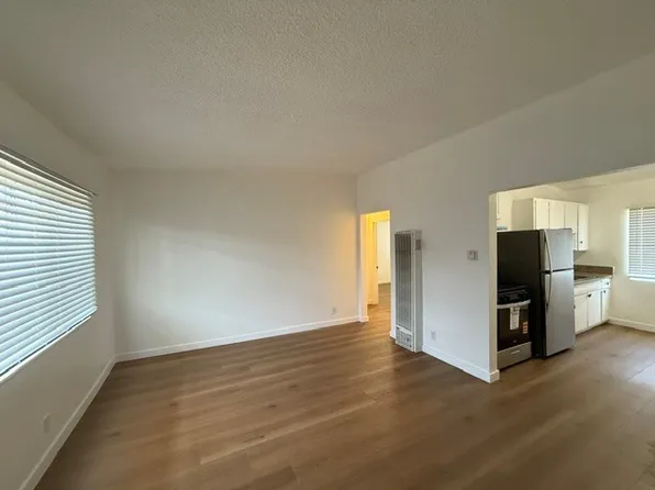 11112 S Normandie Ave APT 6, Los Angeles, CA 90044