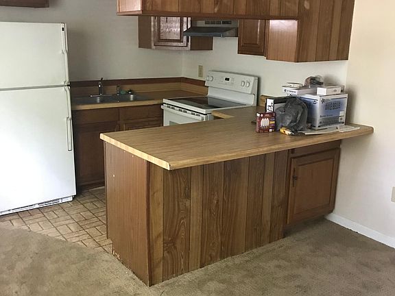 Kitchen adjoining living room