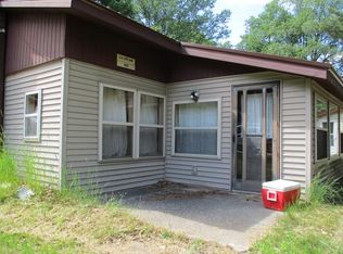 405 Hunter Dr, Lake, MI 48632