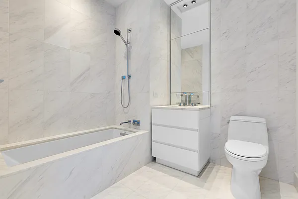 Rented by Compass | media 51