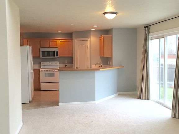 Dining & kitchen