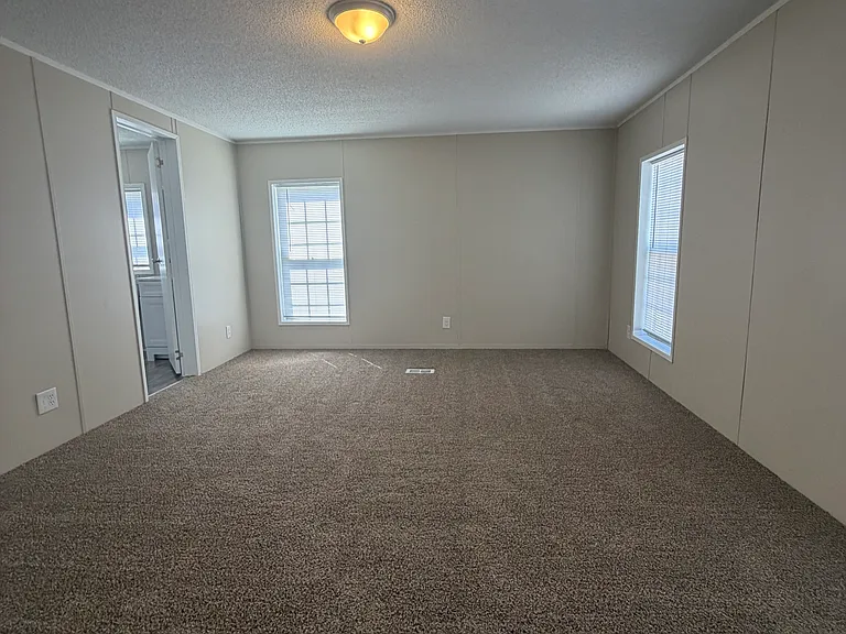 8200 Brook Dr #384 — Photo 1