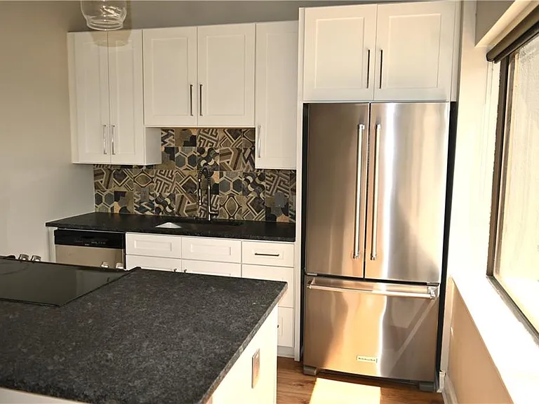 120 Ralph McGill Blvd NE #809 — Photo 9