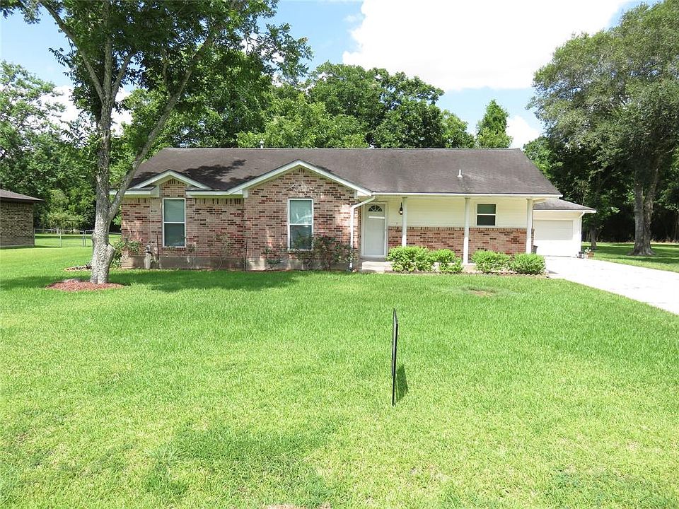 1st image of 8001 Melody Ln