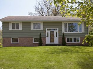 5956 Holiday Rd, Minnetonka, MN 55345