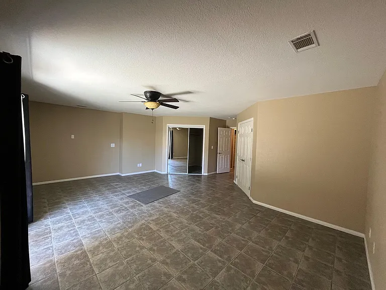 13210 Tamarisk Rd — Photo 30