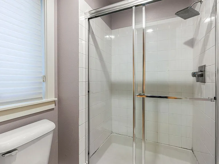 10267 NW Alder Grove Ln — Photo 12