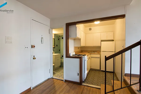 Rented by FirstService Realty (legacy) | media 17