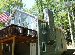 25 2nd St, Windham, NH 03087