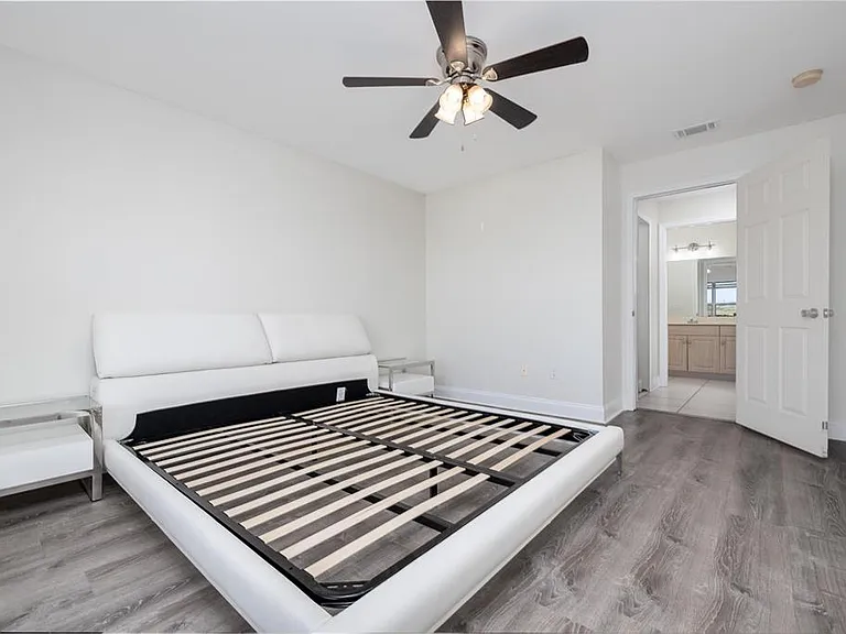 3074 Ocean Shore Blvd — Photo 24