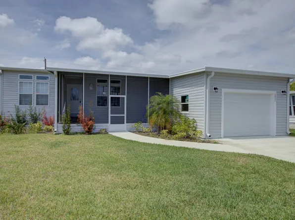 5422 James Dr, Port Orange, FL 32127