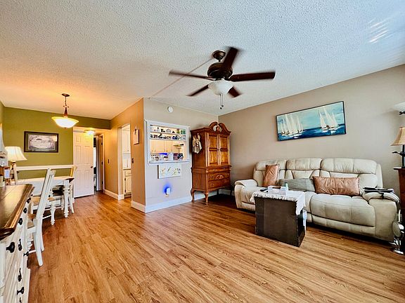 5th image of 364 Camden P