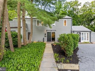 52 Sturges Way, Princeton, NJ 08540
