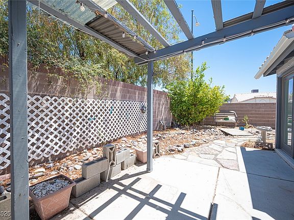 5th image of 6408 Fisher Ave