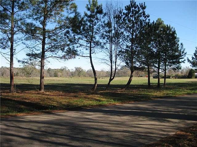 1st image of Golf Course Rd