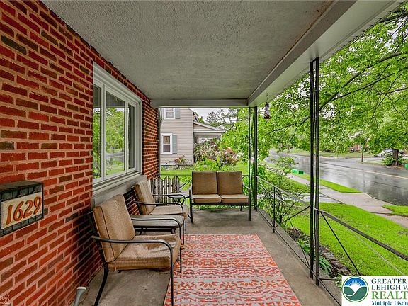 2nd image of 1629 Easton Ave