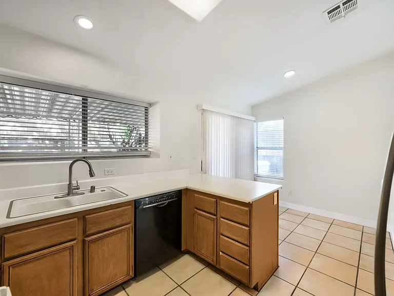 2709 Camphor Tree St — Photo 11