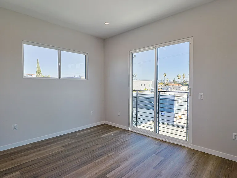 5517 Glennie Ln — Photo 20