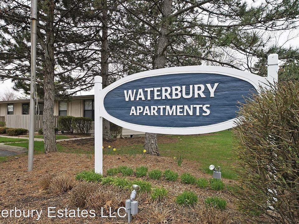 1st image of 128 Waterbury Ct