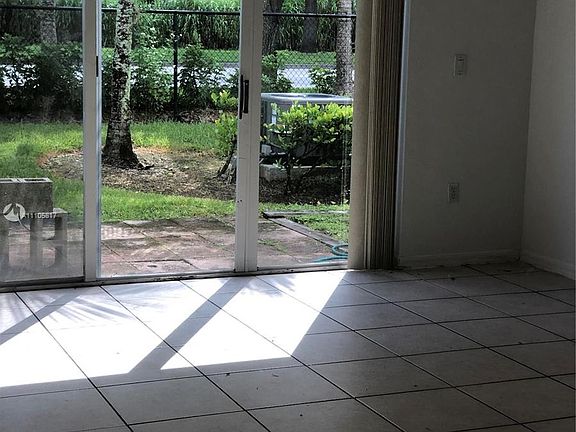 3rd image of 2281 NE 42nd Ave #2281