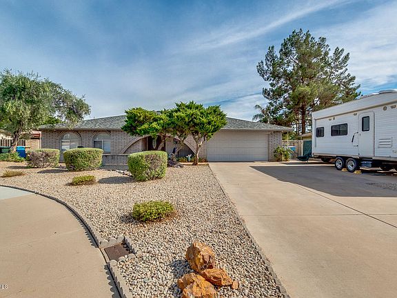 2nd image of 4309 W Dahlia Dr