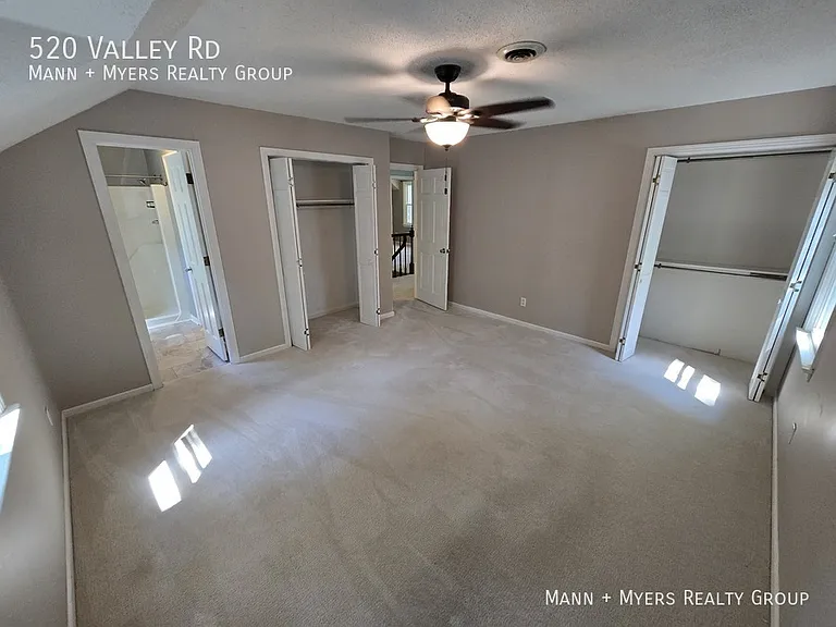 520 Valley Rd — Photo 34