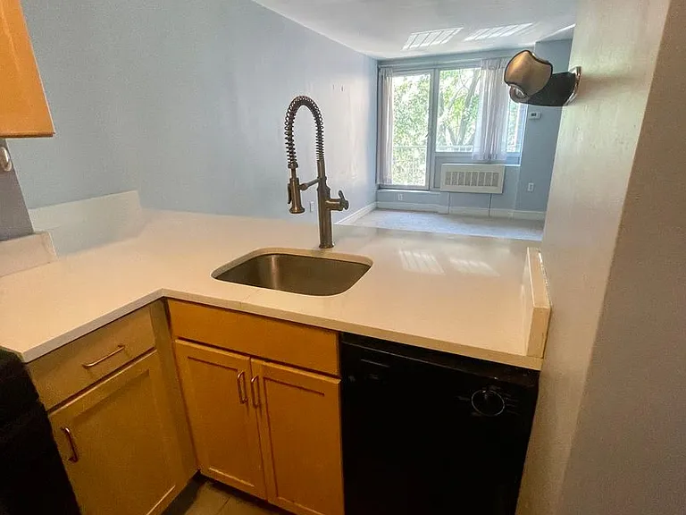 800 4th St SW #S325 — Photo 29