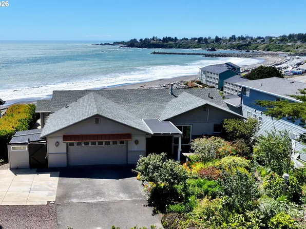 15954 Short Way, Brookings, OR 97415