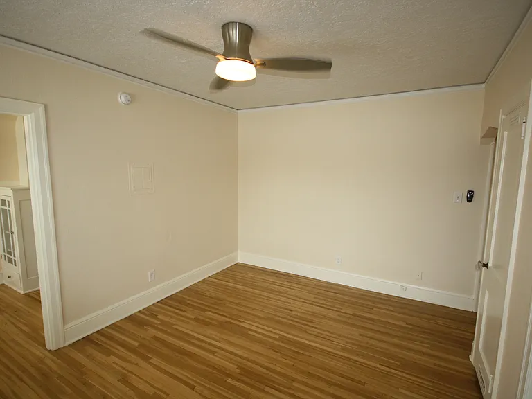 4263 SE Belmont St #303 — Photo 6