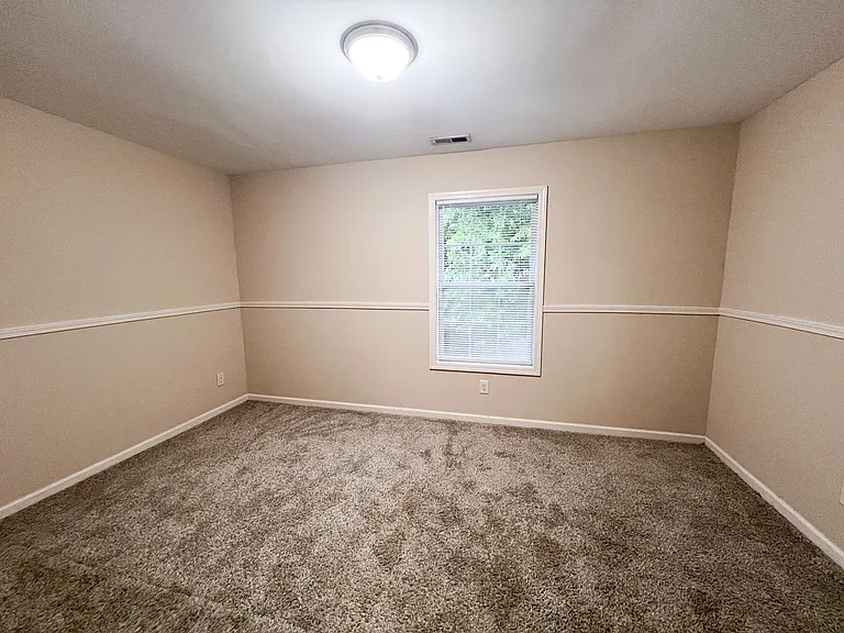 2272 McCormick Ln #A — Photo 10