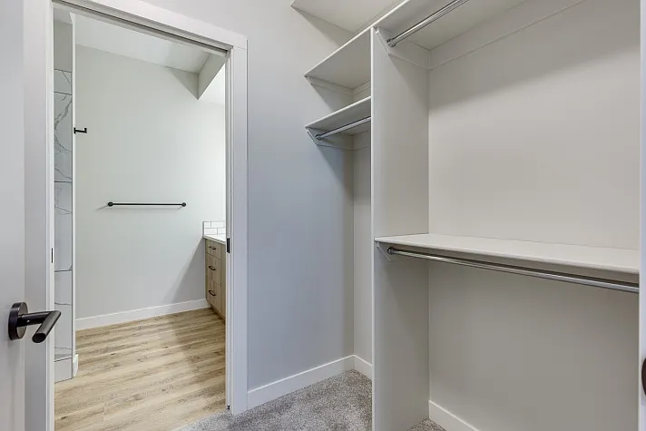 7 Station Dr — Photo 13