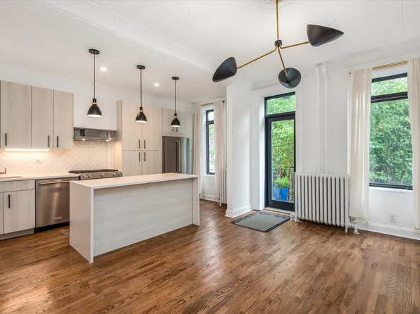 59-32 Grove Street image 4 of 23