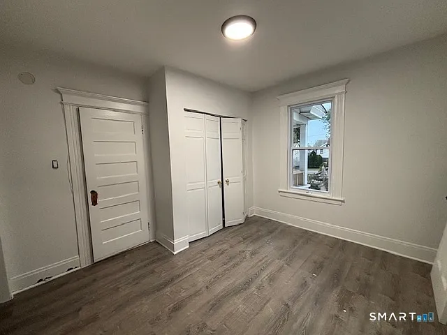 1483 W Broad St — Photo 5