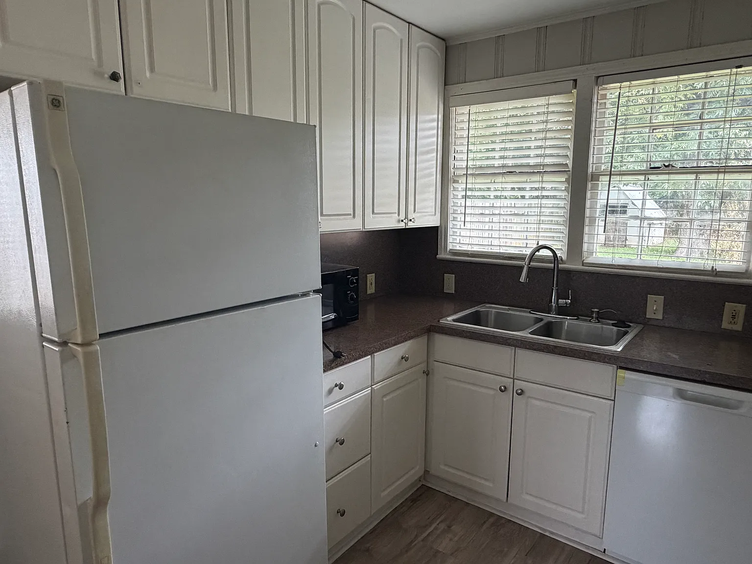 3 bed, 1189 sqft, $1,200 — Photo 4