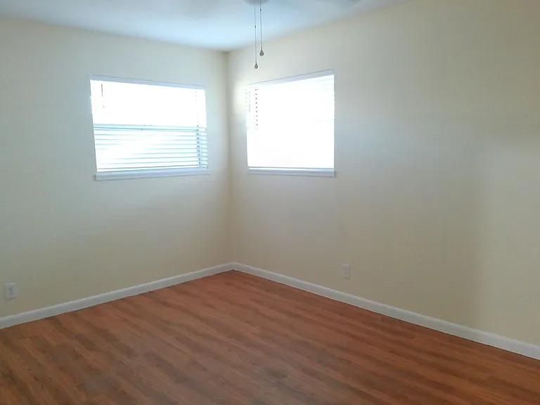 4610 Donegal Dr — Photo 10