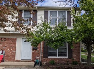 44411 Newburyport Dr, Canton, MI 48187