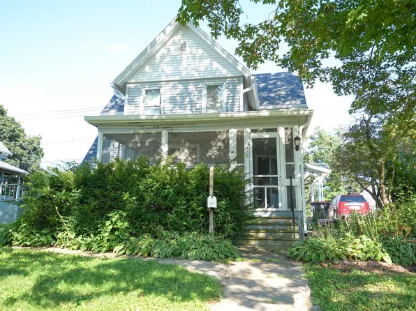 270 N Monroe St, Waterloo, WI 53594