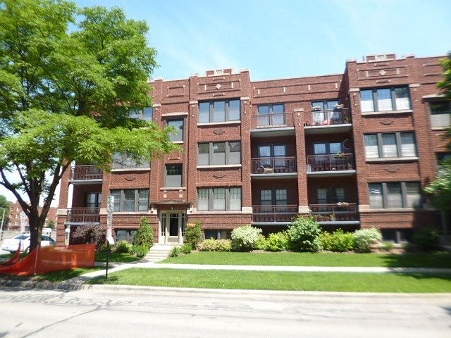 1st image of 922 Wesley Ave APT 3