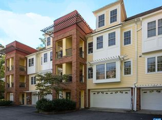 727 Cairn Heights Ct, Charlottesville, VA 22901