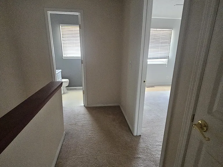 105 E Lincoln St #1-I-1 — Photo 16