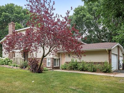 6108 Creek View Trl, Minnetonka, MN, 55345