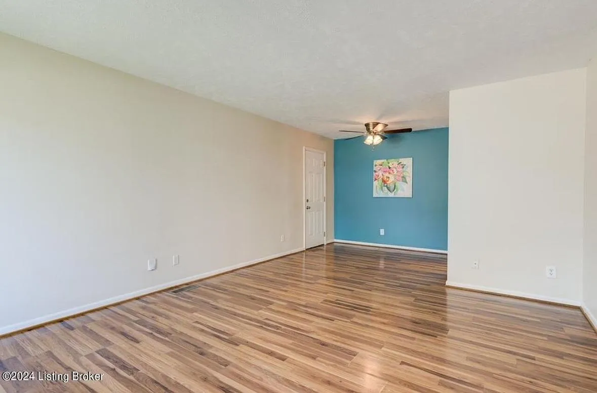 3 bed, 1107 sqft, $1,750 — Photo 2