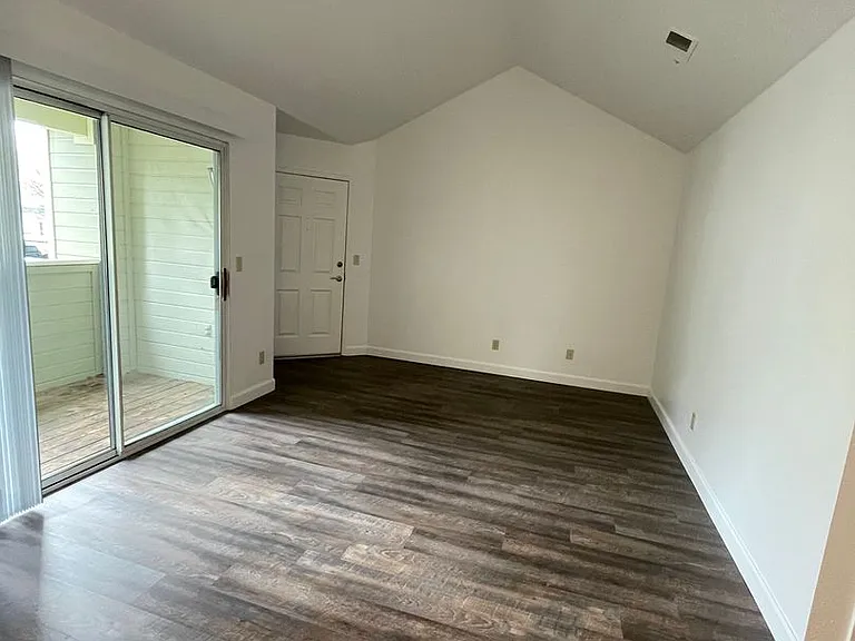 Sierra Ridge — Photo 104