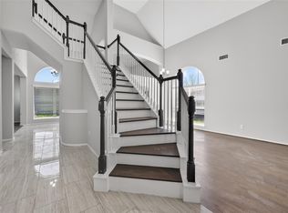 17711 Shelby Oaks Cir, Richmond, TX 77407