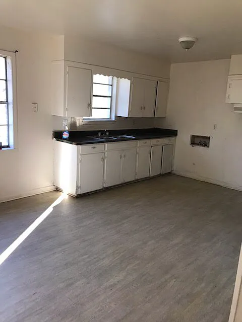 M- 61 Charmingdale Drive North - 1 — Photo 2