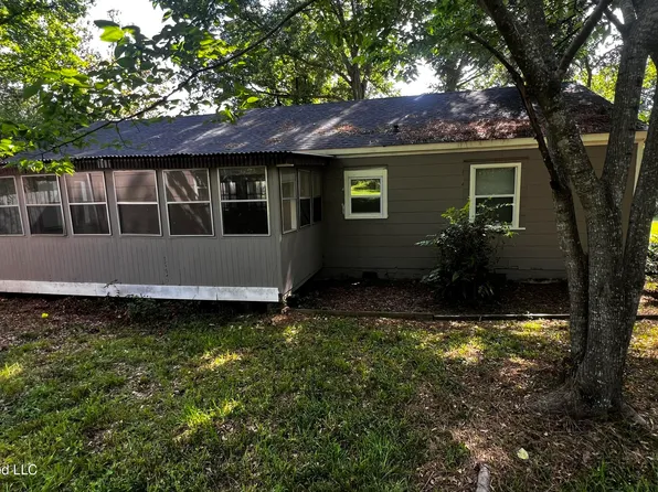 5160 Lurline Dr, Jackson, MS 39204